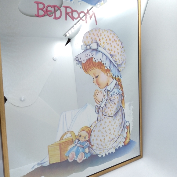 Vintage Childrens bedroom mirror - Picture 4 of 13